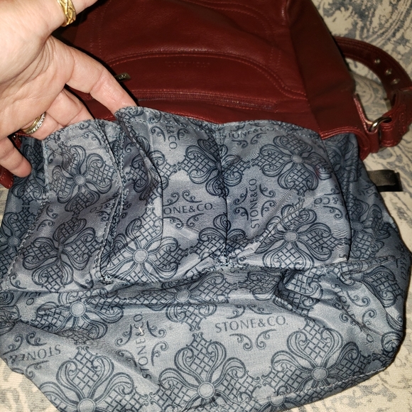 ❤️SOLD!❤️Red Leather Stone & Co Purse!! - Picture 6 of 7